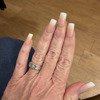 Luxy Nails - I always get the acrylic. That's my favorite. - Nail Salons Near Me - Middleburg, Florida