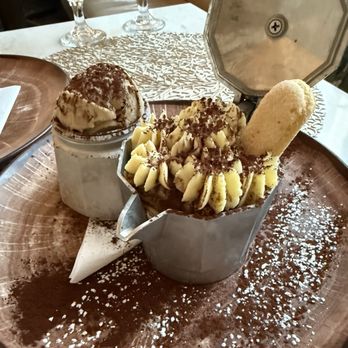 Il Venetian - Alberto's Tiramisu- beautiful and delish! - Italian Near Me - Cleveland, Ohio