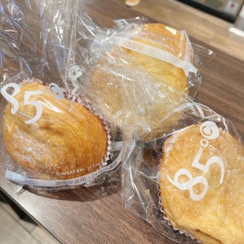 85°C Bakery Cafe-Irvine - Last of the taro swirls! - Coffee & Tea Near Me - Irvine, California 85°C Bakery Cafe-Irvine - Last of the taro swirls! - Coffee & Tea Near Me - Irvine, California