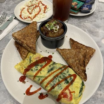 Lucky's - Lucky omelette with side of 3 egg whites. - Cocktail Bars Near Me - Niagara Falls, Ontario