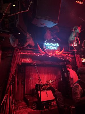 Madam's Organ by null