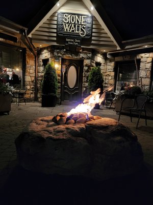 Stonewalls Restaurant by null