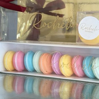 Rocheli Patisserie - Bakeries Near Me - Austin, Texas