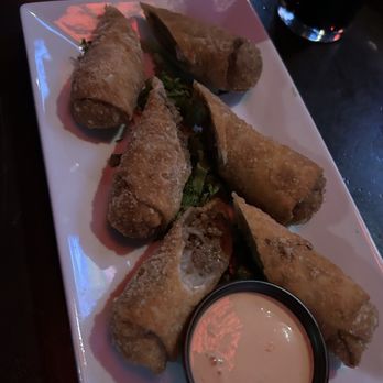 The Lansdowne Pub - Cheeseburger egg rolls - Pubs Near Me - Boston, Massachusetts The Lansdowne Pub - Cheeseburger egg rolls - Pubs Near Me - Boston, Massachusetts
