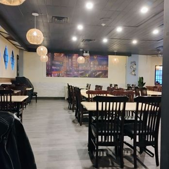 Rice Mi - Inside the restaurant - Pan Asian Near Me - Ottawa, Ontario