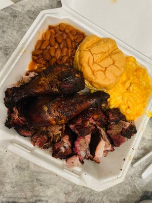 AT JL Smokehouse by null