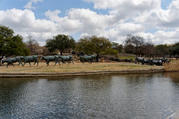 Pioneer Plaza by null