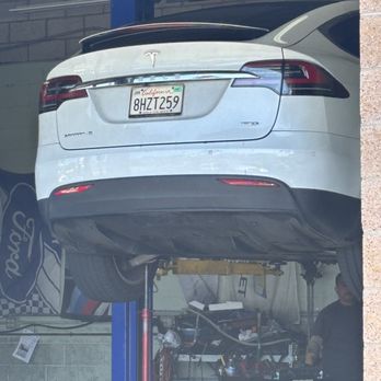 Al's Auto Repair - YEAH THEY CAN FIX YOUR MODERN DAY "KIT"!! - Auto Repair Near Me - Hawthorne, California Al's Auto Repair - YEAH THEY CAN FIX YOUR MODERN DAY "KIT"!! - Auto Repair Near Me - Hawthorne, California