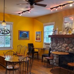 Boothroyd Heritage Coffee - Main dining area