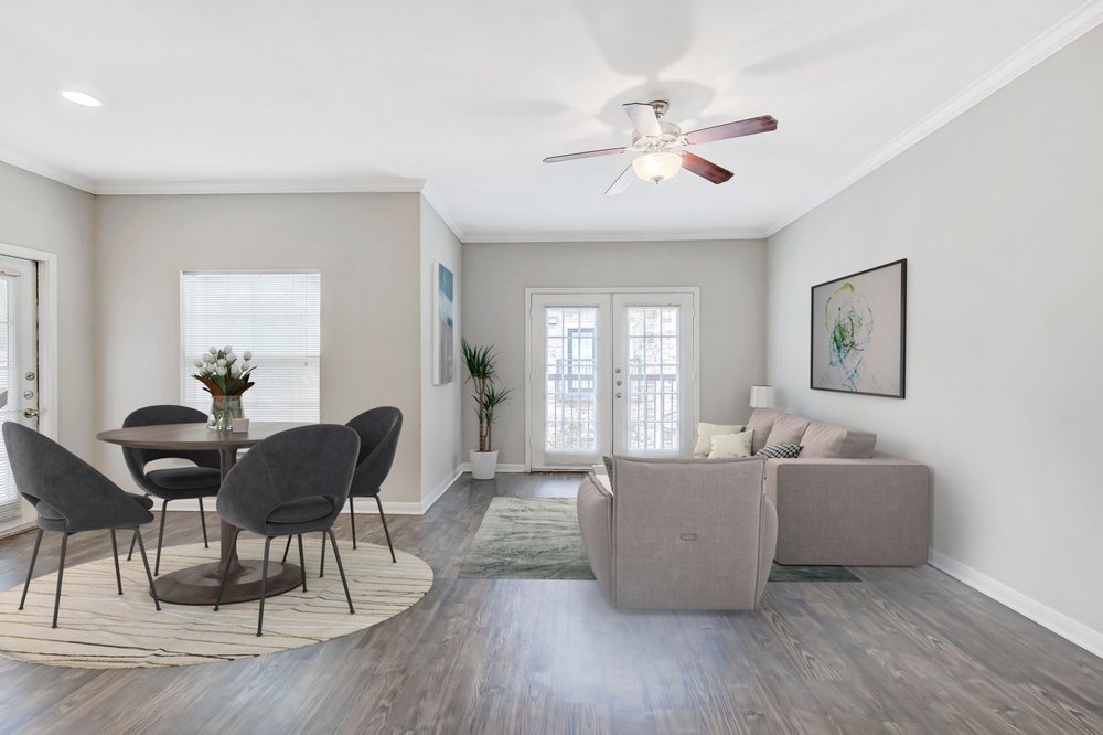 STONEBROOK Updated August 2024 23 Photos 5058 Paluxy Dr, Tyler