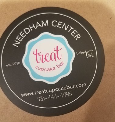 Treat Cupcake Bar by null