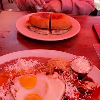 Cafe De Olla - Chilaquiles and torta - American Near Me - Burbank, California Cafe De Olla - Chilaquiles and torta - American Near Me - Burbank, California
