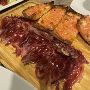 Viana - Spanish Near Me - Barcelona, B Viana - Spanish Near Me - Barcelona, B