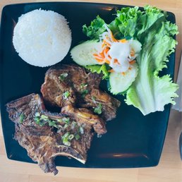 Bánh Mì Thịt Nướng / Grilled Pork Sandwich