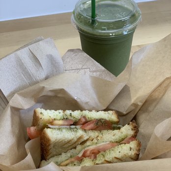 Mugs Coffee House - Caprese sandwich, green smoothie (spinach, strawberry, banana) - Coffee & Tea Near Me - Lebanon, Oregon
