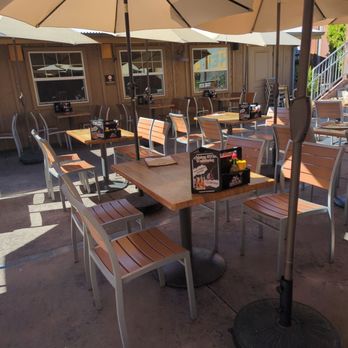Poor Red's Bar-B-Q - The patio - Barbeque Near Me - El Dorado, California