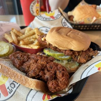Dave's Hot Chicken - Dave's #3 1 Tender & 1 Slider w/ Fries - Chicken Shop Near Me - Sunnyvale, California Dave's Hot Chicken - Dave's #3 1 Tender & 1 Slider w/ Fries - Chicken Shop Near Me - Sunnyvale, California