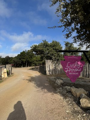 Lucky Arrow Retreat - Glamping Capital of Texas, USA ® Event Venue by null