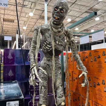 Costco Wholesale - Costco is getting ready for the big day! - Wholesale Stores Near Me - El Paso, Texas Costco Wholesale - Costco is getting ready for the big day! - Wholesale Stores Near Me - El Paso, Texas
