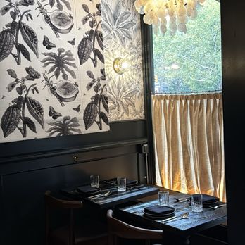 Tradicionale - interior - Filipino Near Me - New York, New York