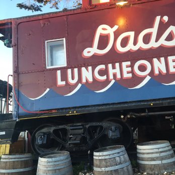 Dad's Luncheonette - New American Near Me - Half Moon Bay, California