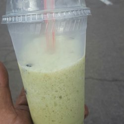 Jj Water & Ice - Not what I expected it was water powder and ice.... I don't think it's fair to call this Boba tea