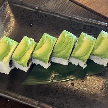 Sumo Japanese Restaurant - Veggie Green Dragon Roll - Japanese Near Me - Los Altos, California