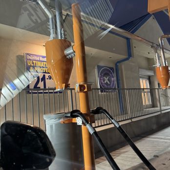 Sunny Splash Car Wash - Vacuum time at Sunny Splash Car Wash. - Car Wash Near Me - Panorama City, California Sunny Splash Car Wash - Vacuum time at Sunny Splash Car Wash. - Car Wash Near Me - Panorama City, California