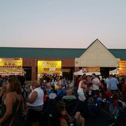 North Aurora Days - Five of the 6 food vendors.