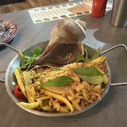 Conch Mango Salad Goi Xoai