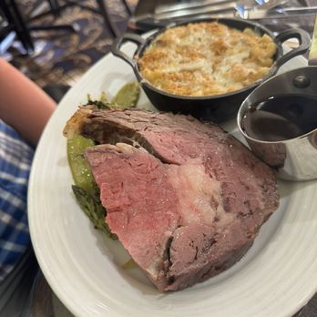 Lone Wolf Restaurant & Lounge - Half prime rib /split with full sides - New American Near Me - Jackson, California