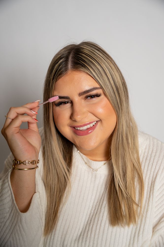 Lashes by Nelaa Logo