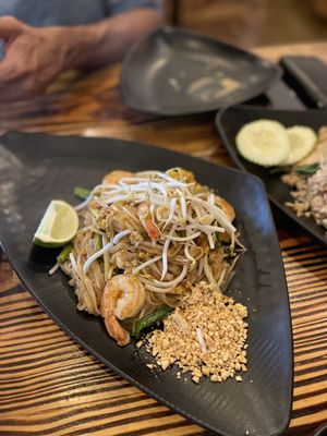 Lemongrass By Sip Saam Thai by null