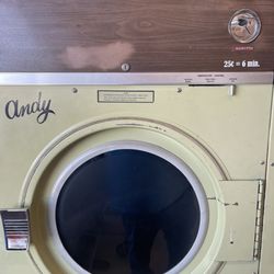 Day & Night Laundercenter - "Andy" the dryer