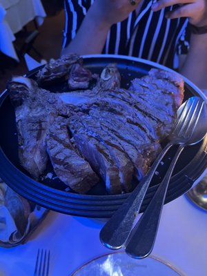 Regina Bistecca by null