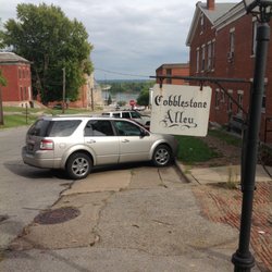Cobblestone Alley - Photo taken 9/14/2016 - Cobblestone Alley (sign)