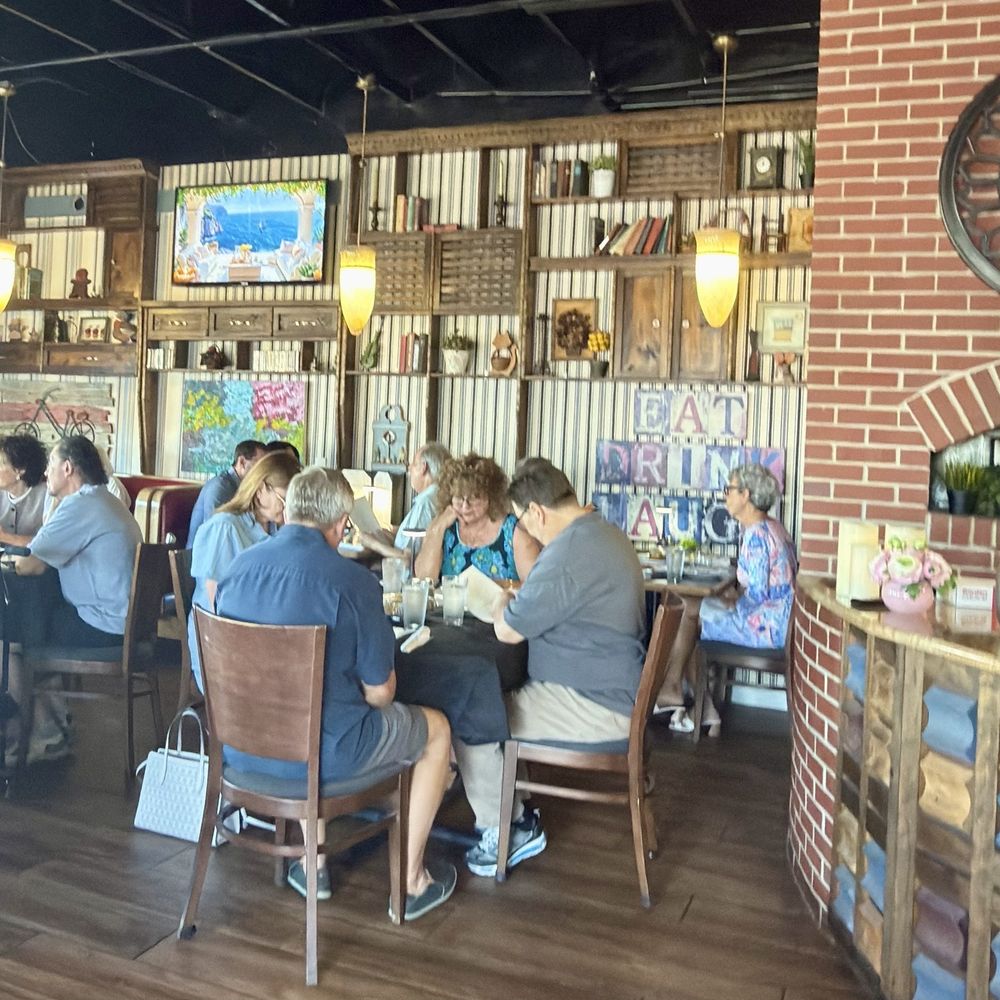 Bistro Le Bliss - French Near Me - West Bloomfield, Michigan