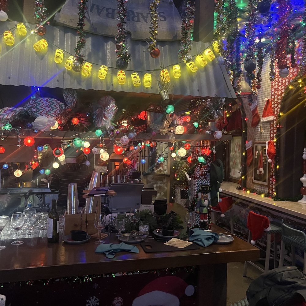 Pete's Sunset Grille - More Christmas decorations - American Near Me - Huntington Beach, California