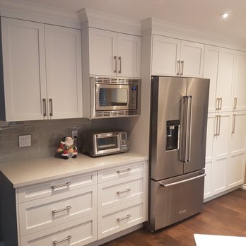 Pacific West Floor Decor - Completed kitchen renovation. Merit Kitchens Cabinetry - Flooring Near Me - Surrey, British Columbia Pacific West Floor Decor - Completed kitchen renovation. Merit Kitchens Cabinetry - Flooring Near Me - Surrey, British Columbia