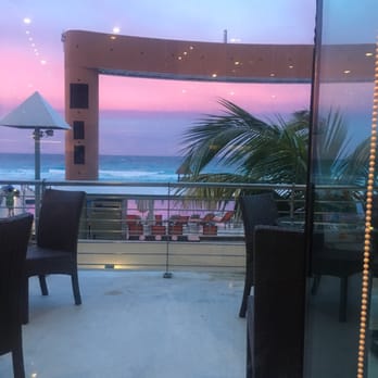 Beach Palace Cancun - Sunset view - Resorts Near Me - Cancún, ROO