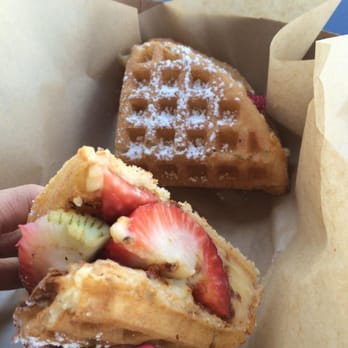 Bruxie - Strawberry creme brulee waffle - Sandwiches Near Me - Orange, California