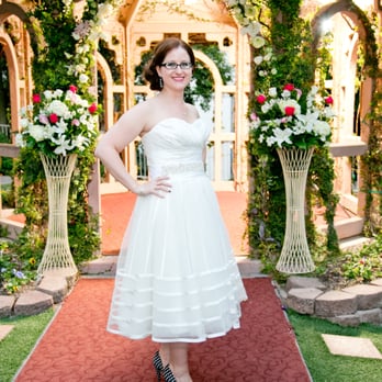 Margo West Bridal - Sewing & Alterations Near Me - Dallas, Texas Margo West Bridal - Sewing & Alterations Near Me - Dallas, Texas