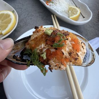 Sushi Mori - Baked green mussels I added a little wasabi - Sushi Bars Near Me - La Jolla, California