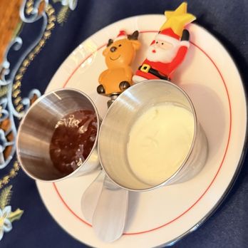 SereniTea Cup - Yummy sauces for sweet treats - Tea Rooms Near Me - Cedar Park, Texas
