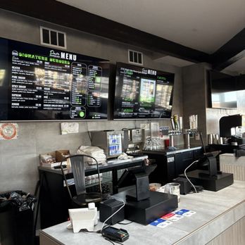 Pure Burger Bar - Order counter - Burgers Near Me - San Clemente, California