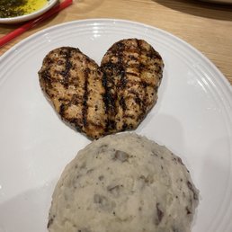 Tuscan - Grilled Chicken, Garlic Mashed Potatoes Tuscan - Grilled Chicken, Garlic Mashed Potatoes
