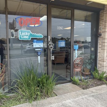 King Safe & Lock - Front of store. - Safe Stores Near Me - Houston, Texas King Safe & Lock - Front of store. - Safe Stores Near Me - Houston, Texas