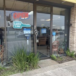 King Safe & Lock - Front of store.