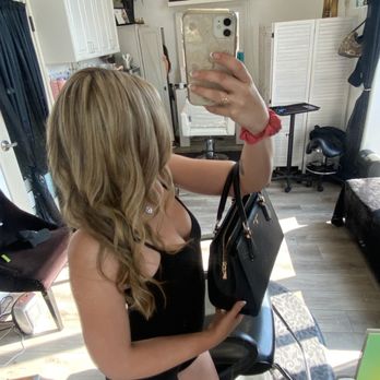 Vs Studio Salon - Full Highlights and a haircut with Veronika! - Hair Stylists Near Me - La Jolla, California Vs Studio Salon - Full Highlights and a haircut with Veronika! - Hair Stylists Near Me - La Jolla, California