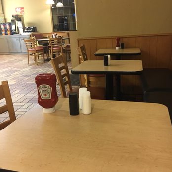 Dairy Queen - Even more messes - Burgers Near Me - Childress, Texas